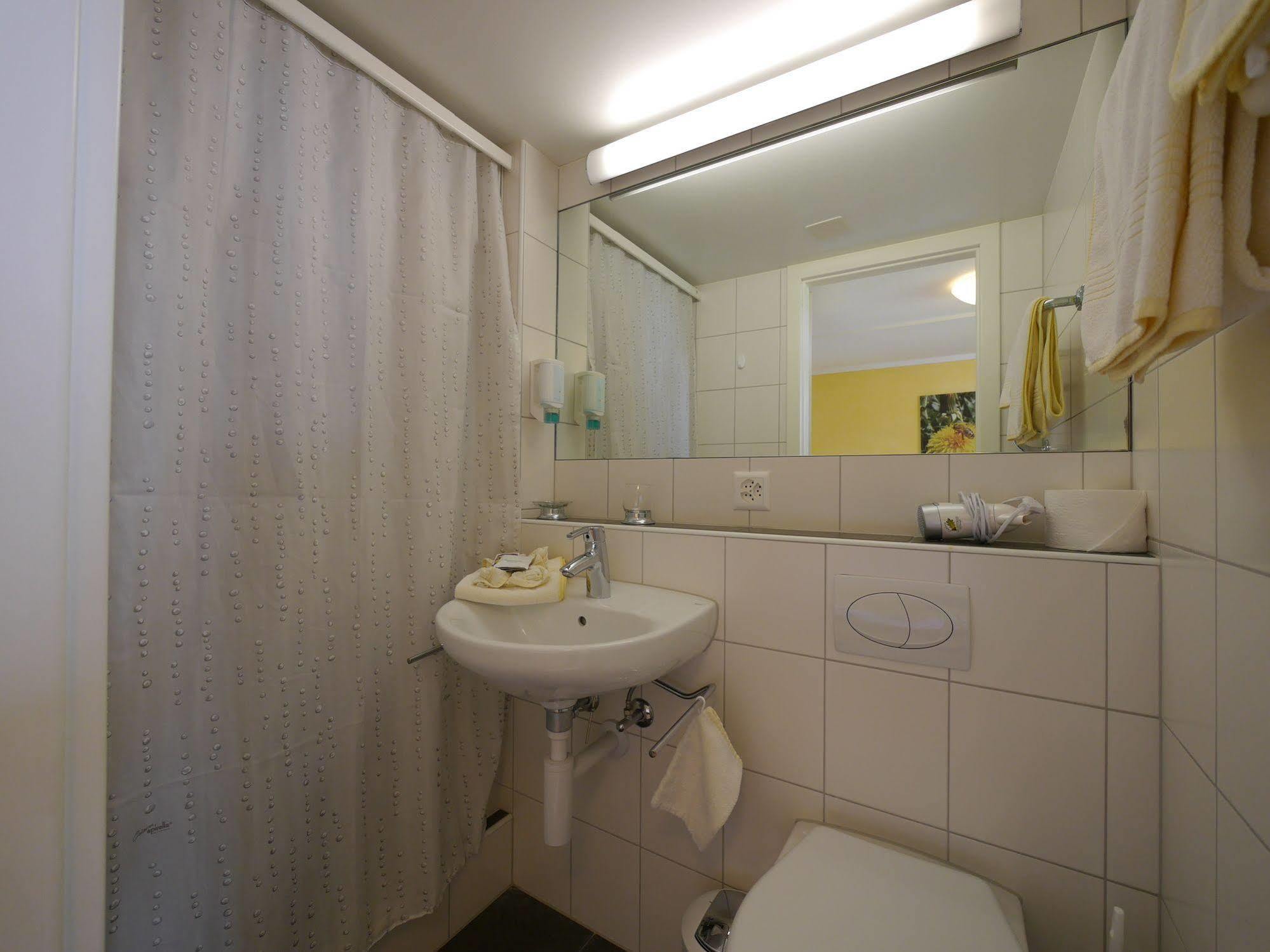 Hotel Restaurant Eichberg Seengen Экстерьер фото